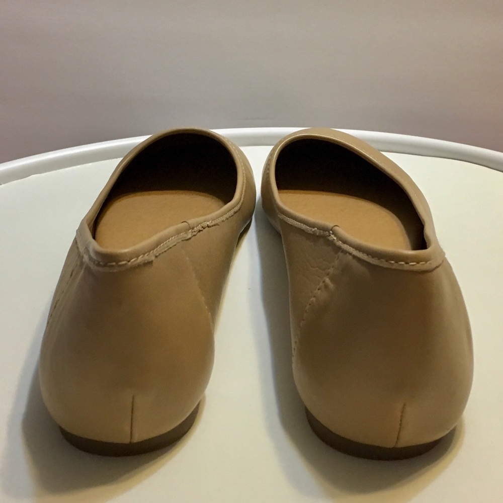 New Size 12 Lucky Brand Leather Tan Ballet Flats - Picture 3 of 4